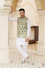 AFTAB WAISTCOAT - Walk Out