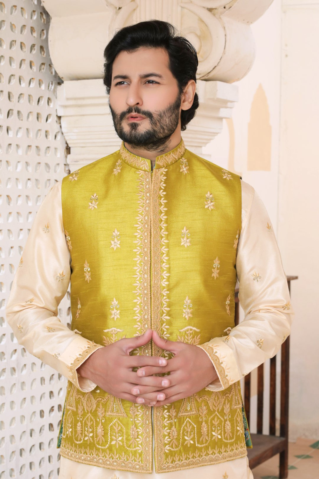 MUGHAL WAISTCOAT - Walk Out